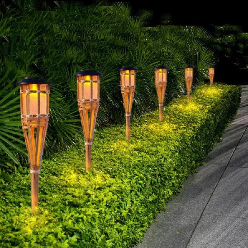 SunFlare – Set of 5 Torch-Style Solar Lights with Flame-Effect LED and Weatherproof Design