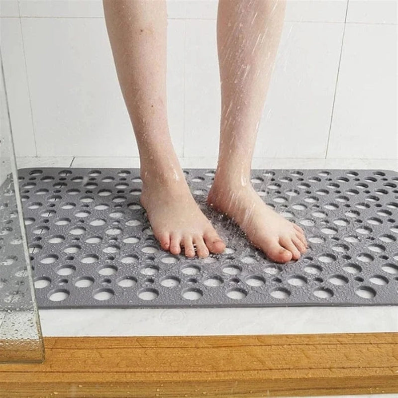 AquaGrip – Slip-Resistant Bath Mat with Quick-Drain Design