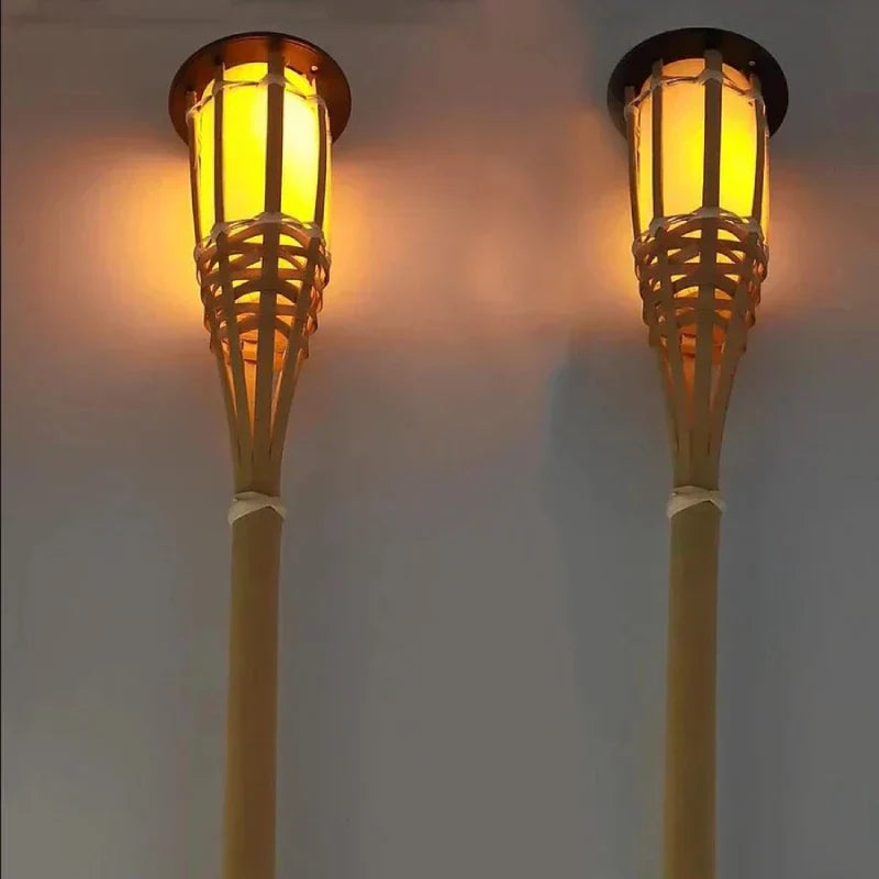 SunFlare – Set of 5 Torch-Style Solar Lights with Flame-Effect LED and Weatherproof Design