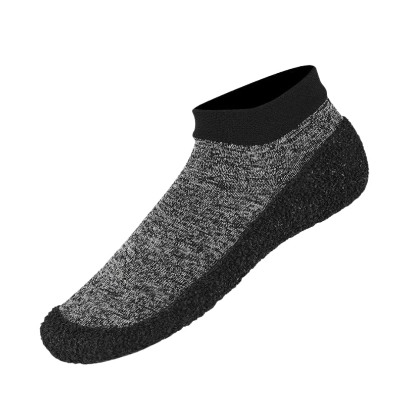 StrideForm – Sustainable Sockshoe Hybrid with Close Fitting and Breathable Design