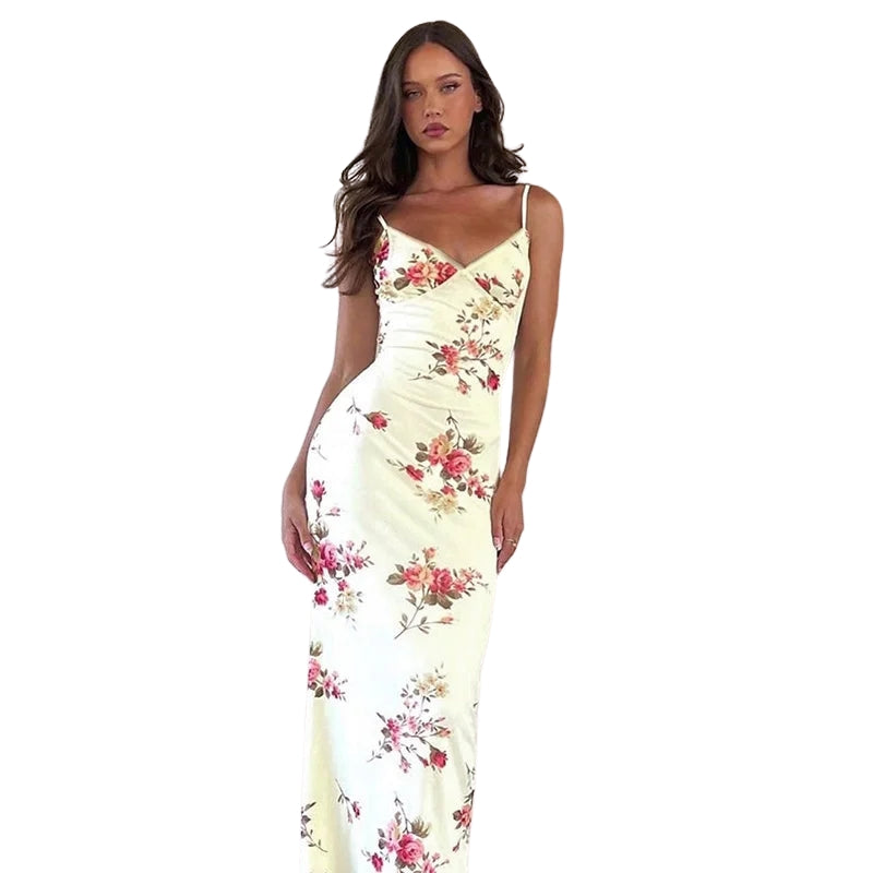 Elara – Floral Maxi Dress with Spaghetti Straps and Slim Silhouette