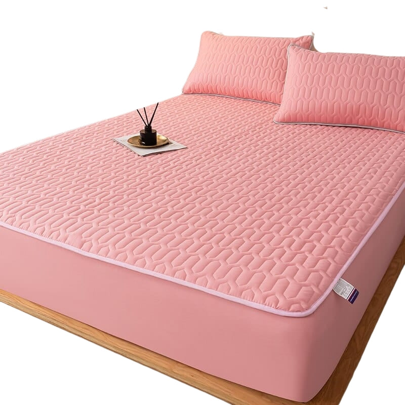 AquaSlumber – Waterproof Mattress Protector with Quilted Padding and Elastic Fit