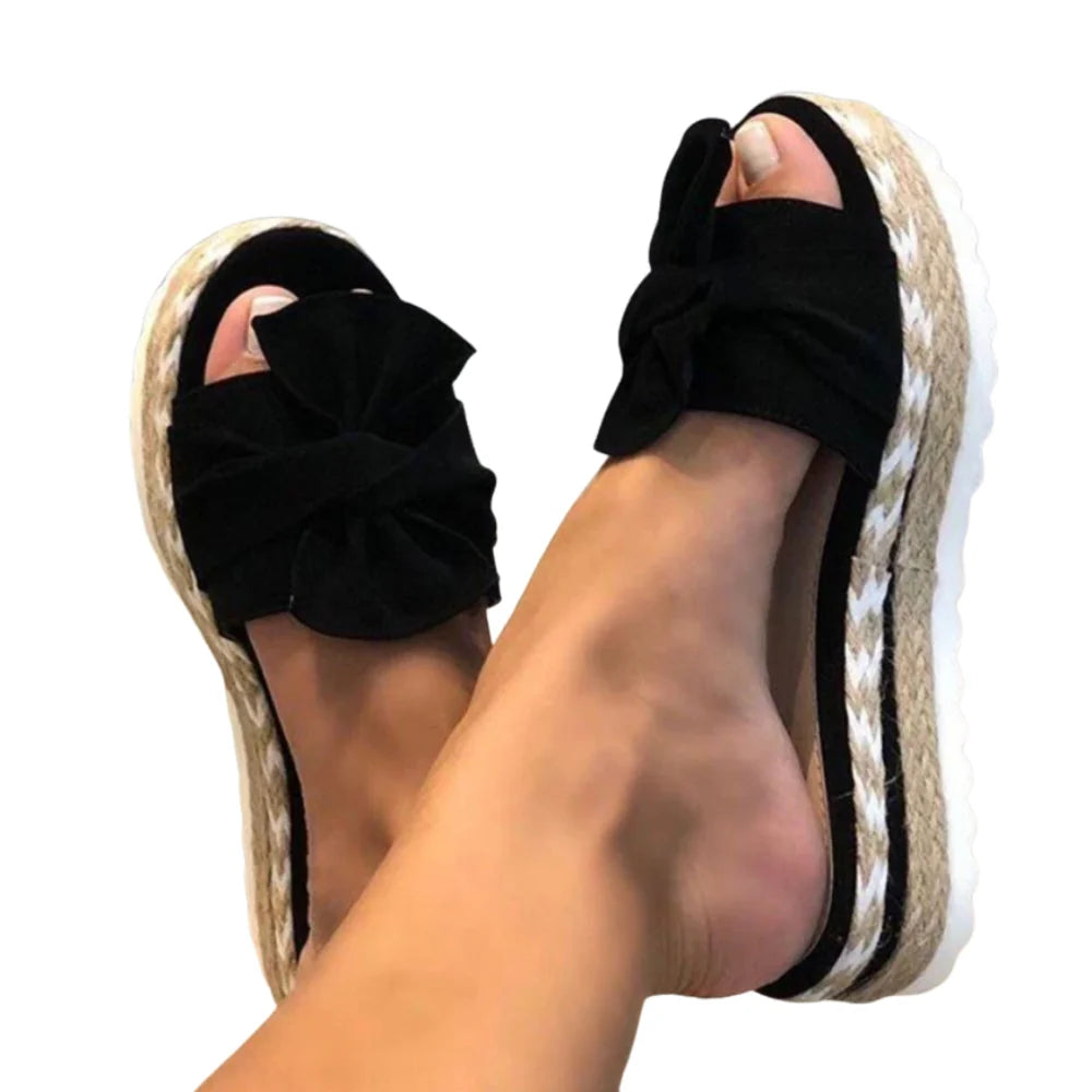 Malina – Slip-On Flat Sandals with Chunky Sole and Bow Detail