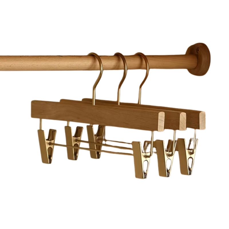 ClosetGuard – Wide Shoulder Wooden Hanger for Garment Care and Organization