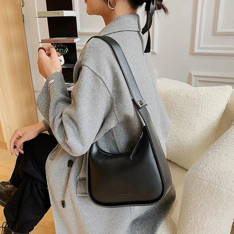 Ophelia – Leather Shoulder Bag with Adjustable Strap