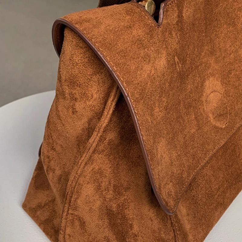 Elvira - Large Capacity Suede Shoulder Bag With Adjustable Strap And Zippered Pocket