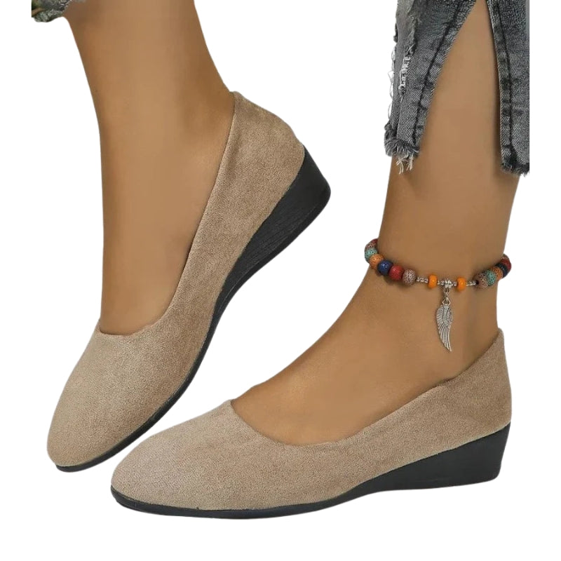 Maribel – Wedge Shoes with Classic Round Toe and Supportive Heel