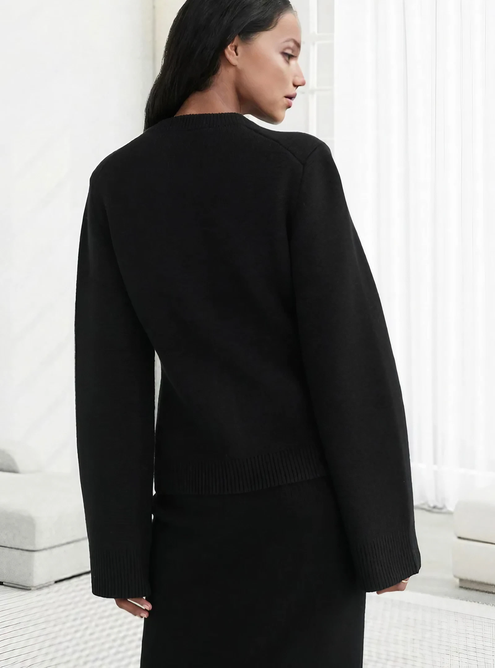 Selvya – Flared Sleeve Cardigan With Open Front