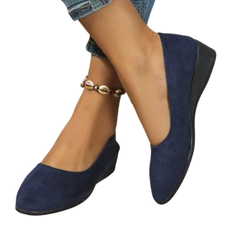 Maribel – Wedge Shoes with Classic Round Toe and Supportive Heel