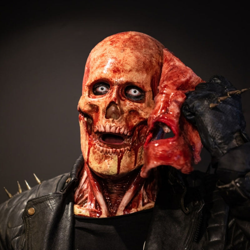 FearSkin – Double-Layered Face Mask with Removable Shell and Movable Jaw