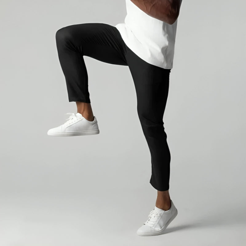 Liam – Slim Fit Trousers with Elastic Waistband and Practical Pockets