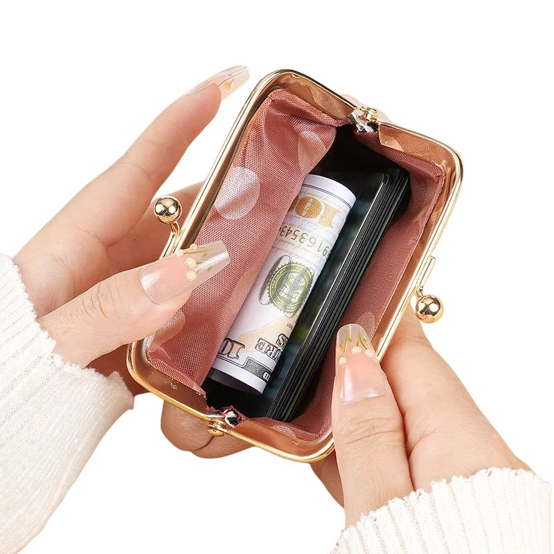 Nora – Mini leather handbag with zipper