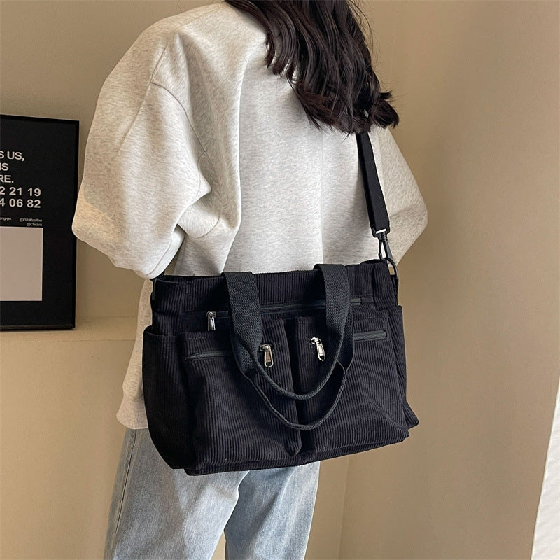 Isabetta – Corduroy Shoulder Bag with Adjustable Strap and Multiple Pockets