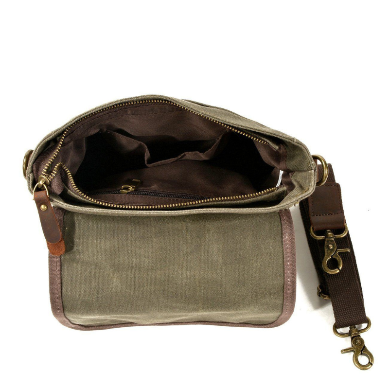 Aureline – Shoulder Bag with Adjustable Strap and Button Closure