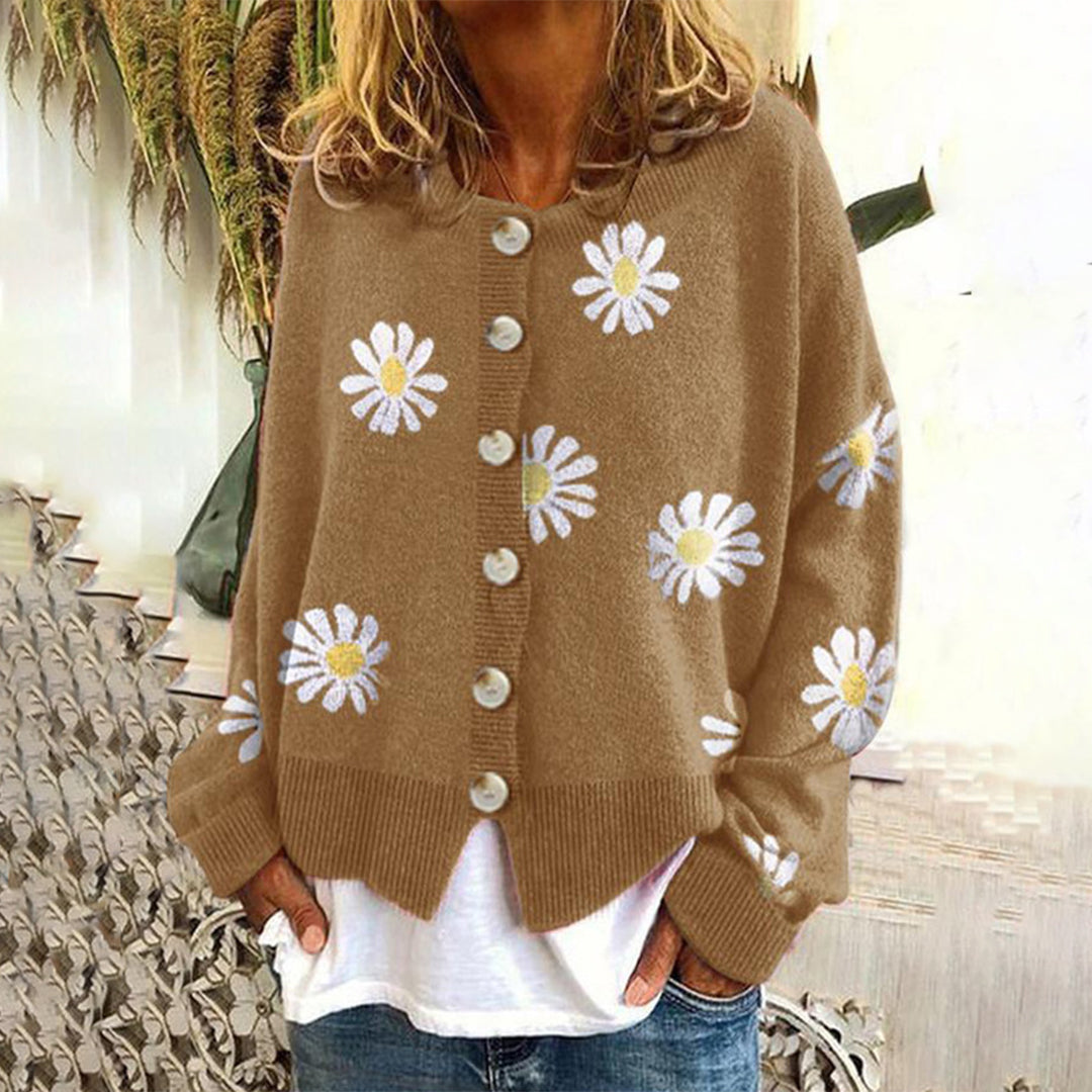 Ava – Knitted Cardigan With Floral Pattern and Button Fastening