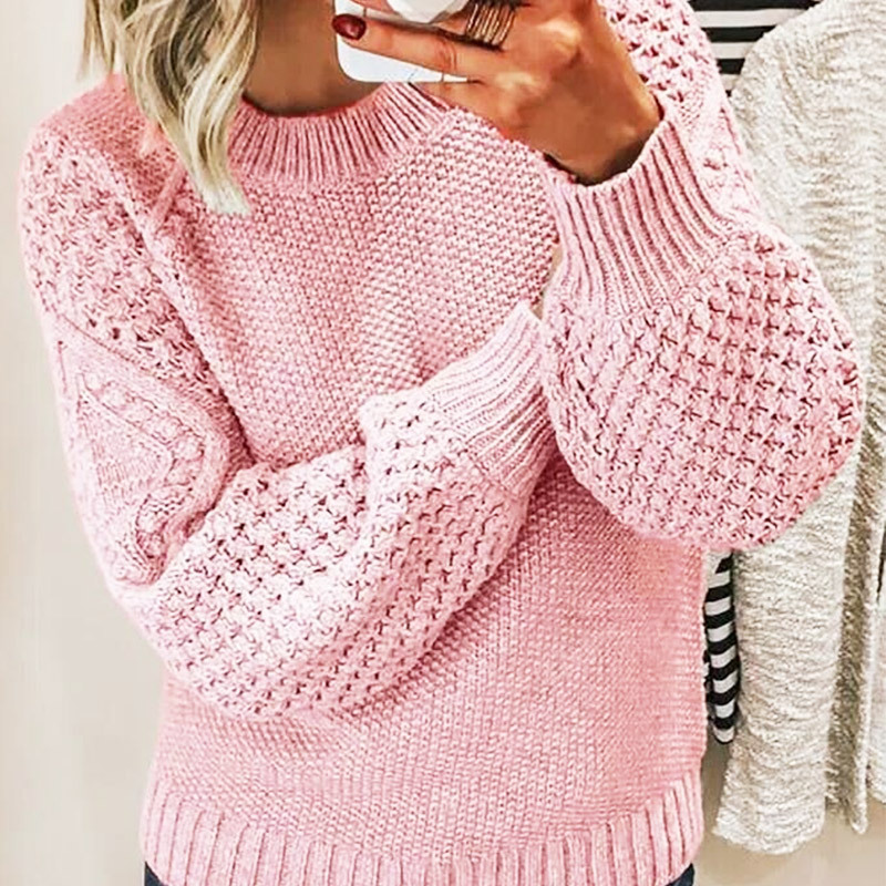 Mia – Knitted Sweater With Long Sleeves and Relaxed Fit