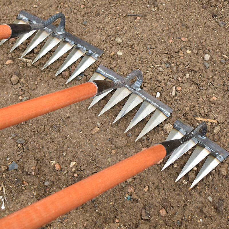 GardenGlide – Durable High-Carbon Steel Weeder with Ultra-Sharp Teeth