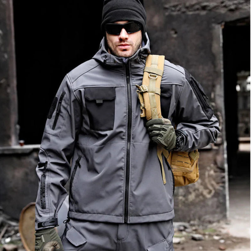 Logan – Water-Repellent and Wind-Resistant Outdoor Jacket with Stand-Up Collar