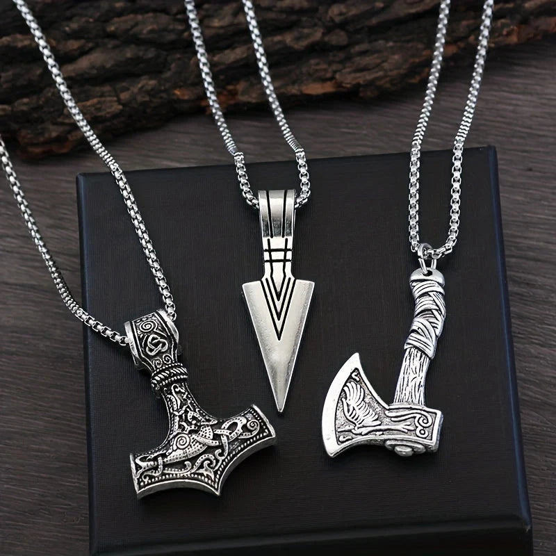 Cassian – Necklace Set With Viking Pendants in Silver Alloy