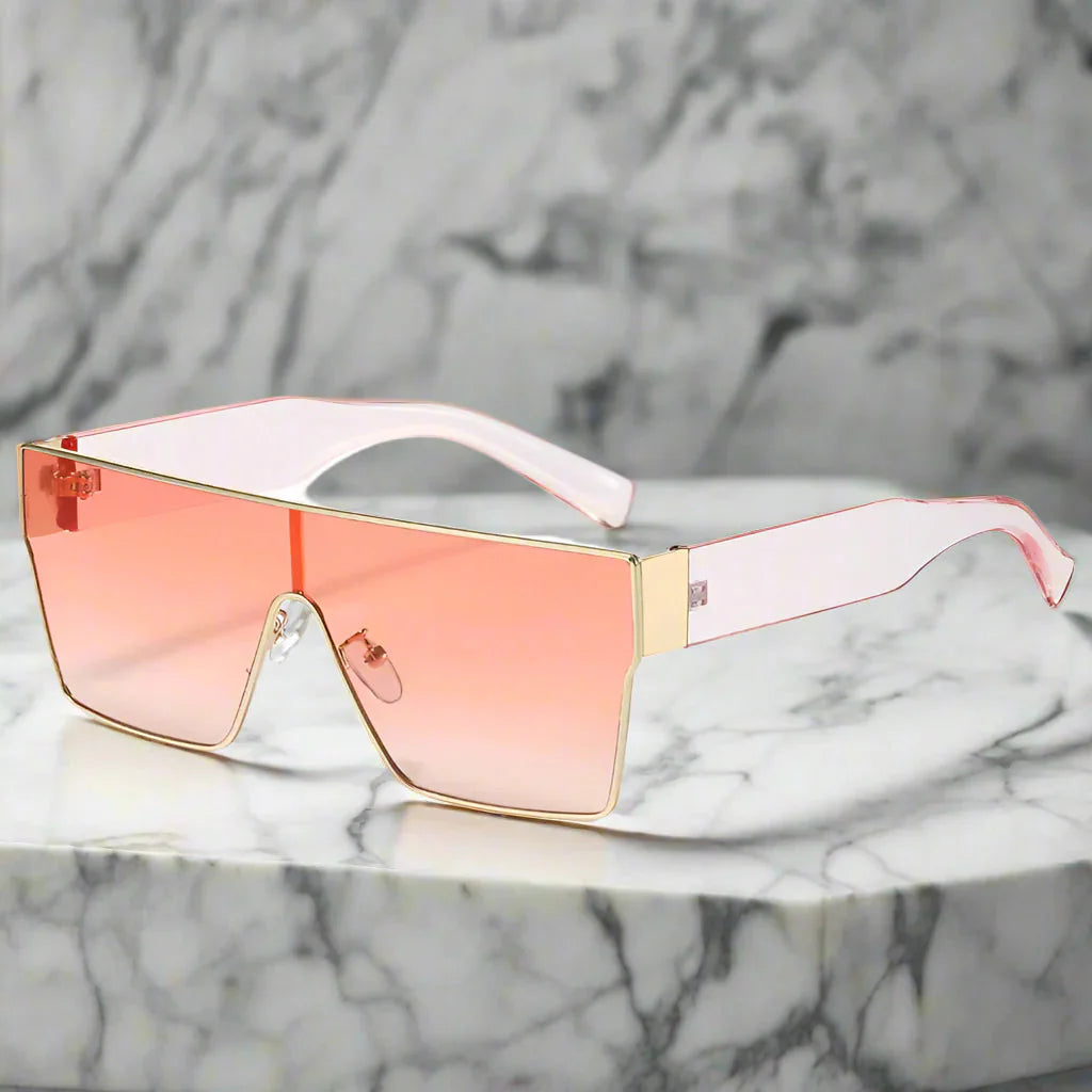Magnus – Oversized Shield Sunglasses With UV400 Scratch-Resistant Lenses