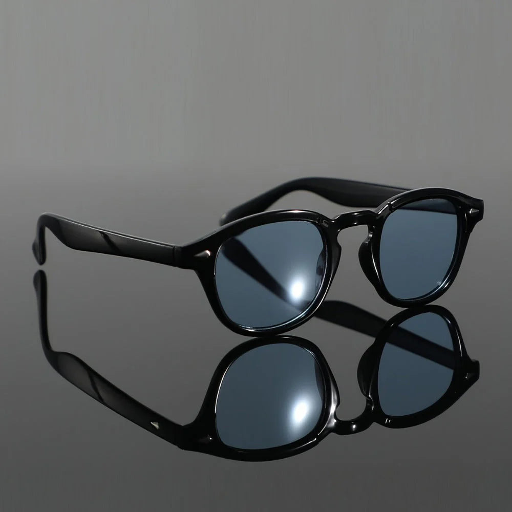 Victor – Glasses With Black Round Frame And AC Lenses
