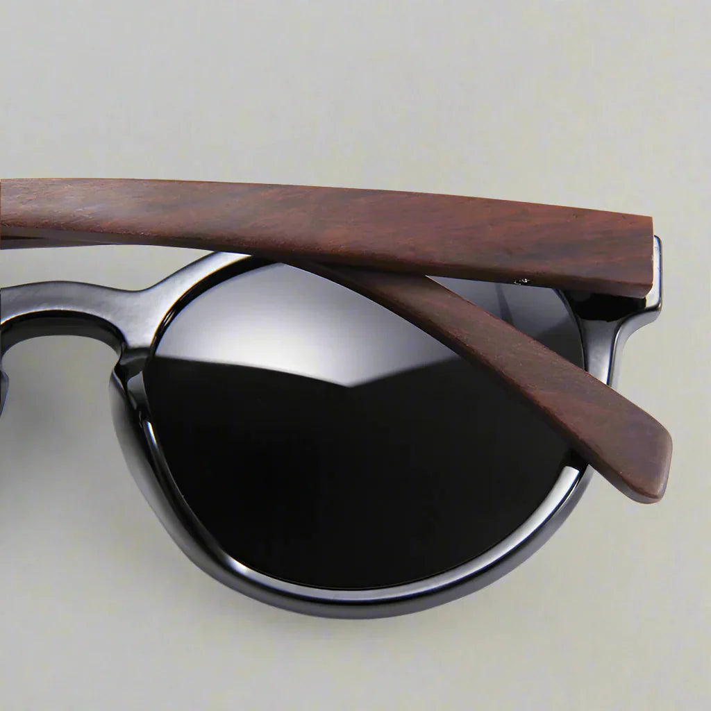 Cedric – Sunglasses With Bamboo Legs and Polarised UV400 Lenses