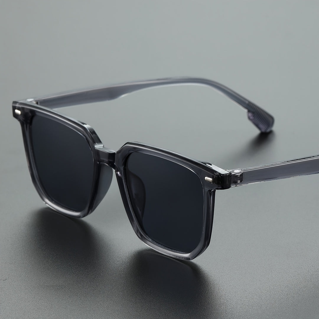 Damian – Sunglasses With Square Polycarbonate Frame and Lenses