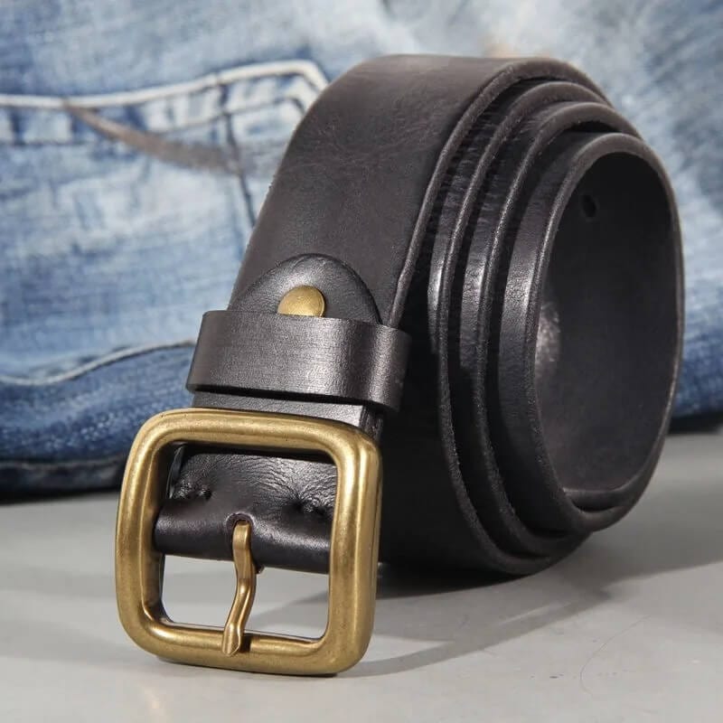Lysander – Leather Belt With Classic Buckle Design