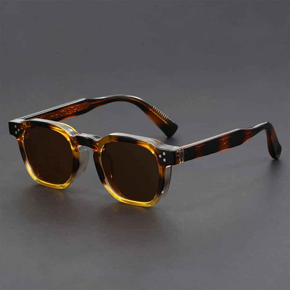 Alaric – Sunglasses With Polygonal Polycarbonate Frame and Lenses