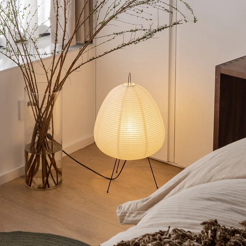 LumaSphere – Contemporary Table Lamp with Gentle Lighting and Minimalist Style