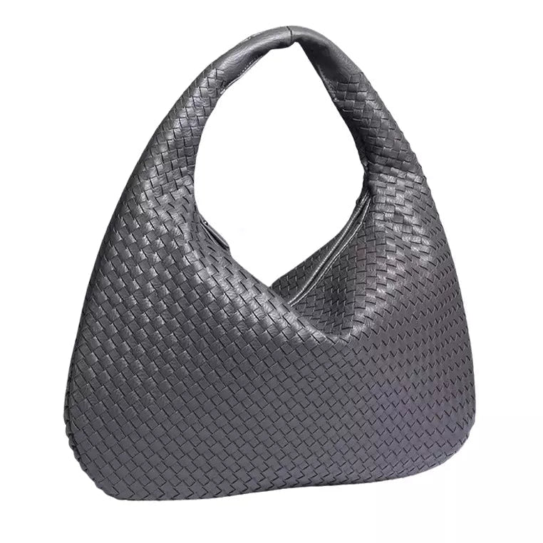 Arvella – Top Handle Bag with Lock Closure and Defined Structure